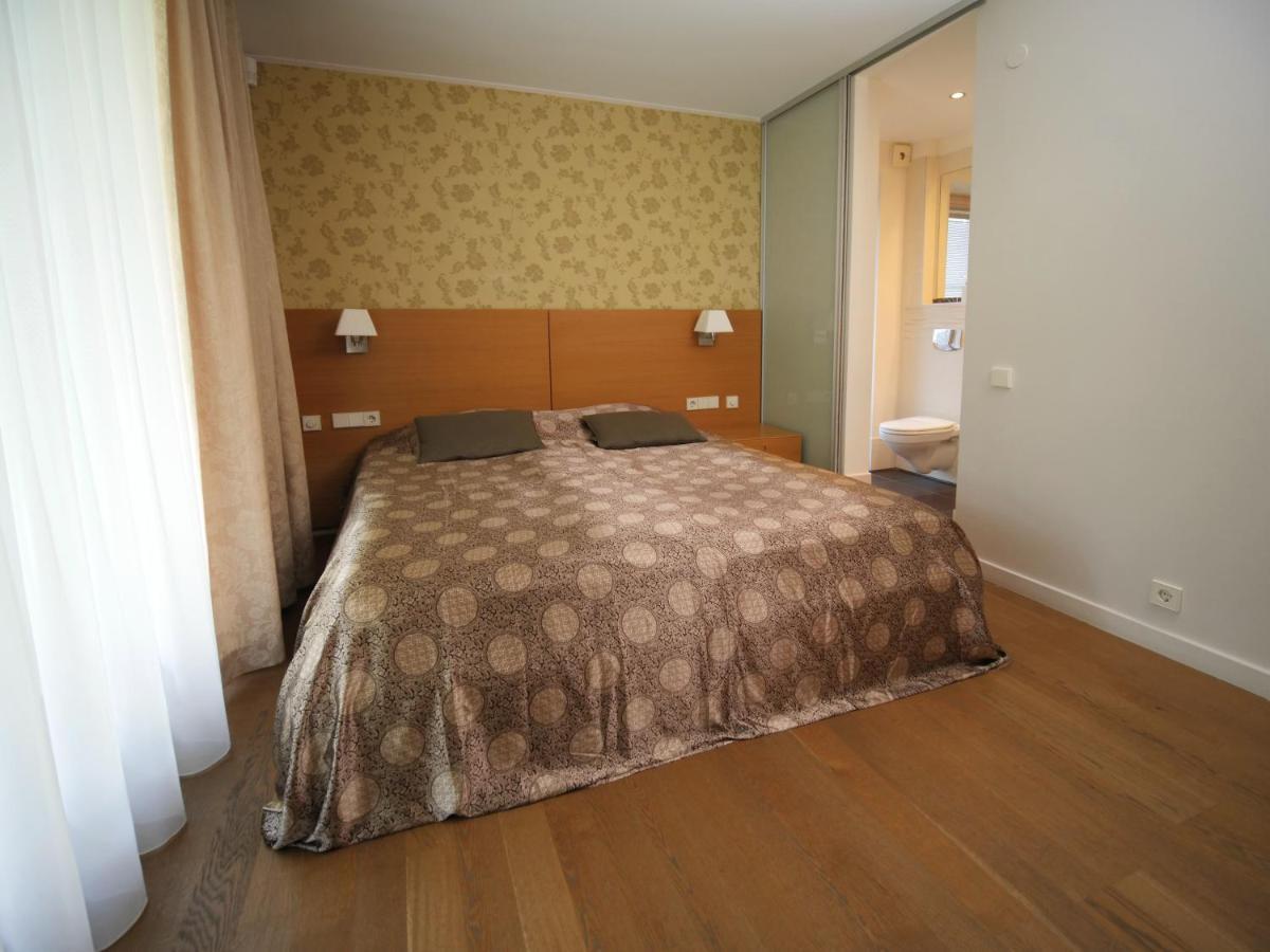Namai Pas Gintara Hotel พาลังกา ภายนอก รูปภาพ